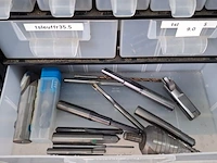 Assortiment boren en frezen - afbeelding 32 van  79