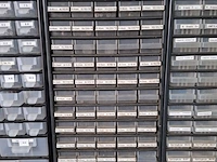 Assortiment boren en frezen - afbeelding 33 van  79