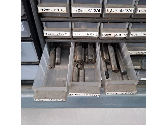 Assortiment boren en frezen - afbeelding 50 van  79