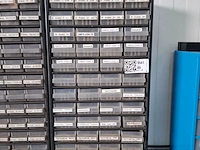 Assortiment boren en frezen - afbeelding 54 van  79