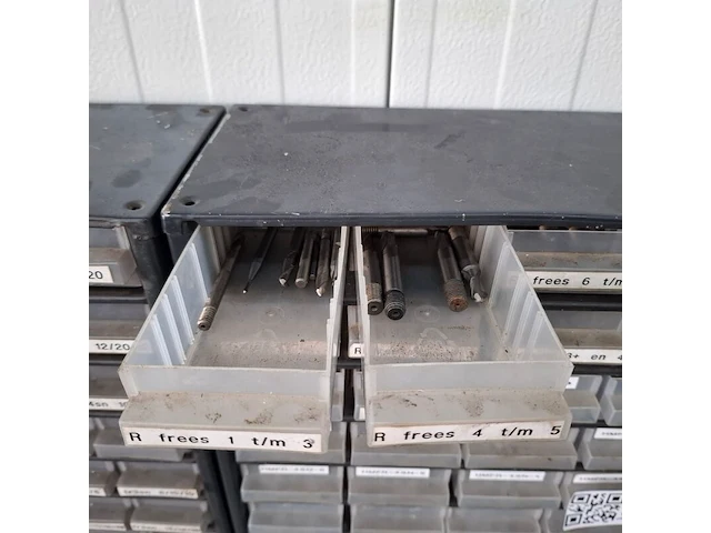 Assortiment boren en frezen - afbeelding 55 van  79