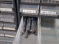 Assortiment boren en frezen - afbeelding 61 van  79