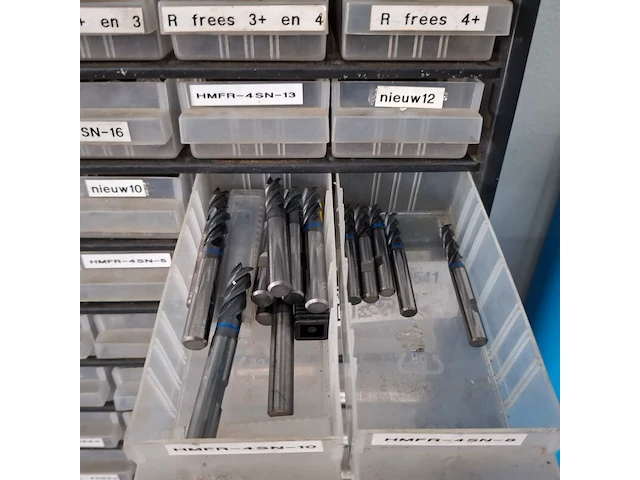Assortiment boren en frezen - afbeelding 62 van  79