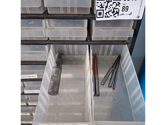Assortiment boren en frezen - afbeelding 66 van  79