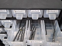 Assortiment boren en frezen - afbeelding 56 van  79