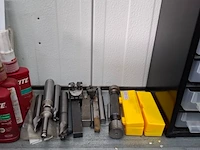 Assortiment boren en frezen - afbeelding 77 van  79