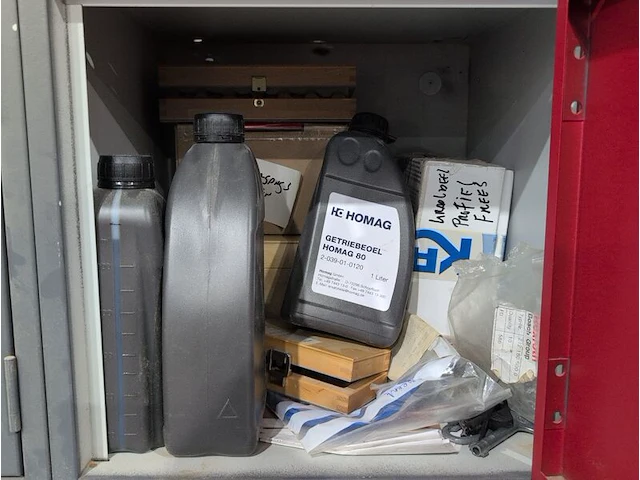 Assortiment boren, frezen en zaagbladen - afbeelding 2 van  15