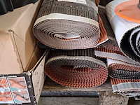 Assortiment bouwbenodigdheden - afbeelding 3 van  19