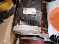 Assortiment bouwbenodigdheden - afbeelding 4 van  19