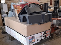 Assortiment bouwbenodigdheden - afbeelding 10 van  19