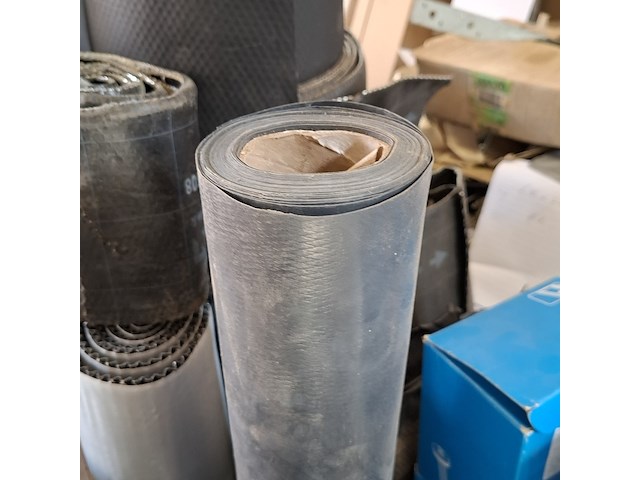 Assortiment bouwbenodigdheden - afbeelding 15 van  19