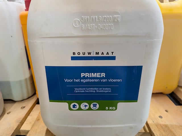 Assortiment bouwbenodigdheden - afbeelding 6 van  76