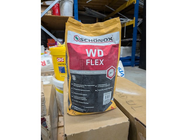 Assortiment bouwbenodigdheden - afbeelding 13 van  76