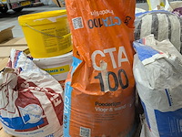 Assortiment bouwbenodigdheden - afbeelding 17 van  76