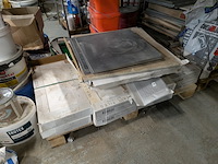 Assortiment bouwbenodigdheden - afbeelding 40 van  76