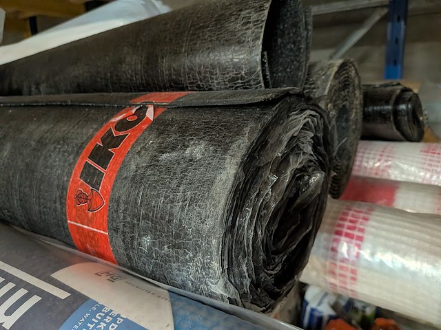 Assortiment bouwbenodigdheden - afbeelding 52 van  76