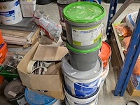 Assortiment bouwbenodigdheden - afbeelding 56 van  76