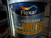 Assortiment bouwbenodigdheden - afbeelding 71 van  76