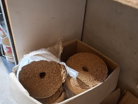 Assortiment bouwbenodigdheden - afbeelding 29 van  44