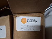 Assortiment bouwbenodigdheden - afbeelding 40 van  44