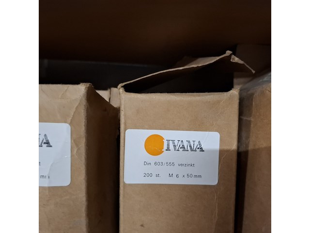 Assortiment bouwbenodigdheden - afbeelding 41 van  44