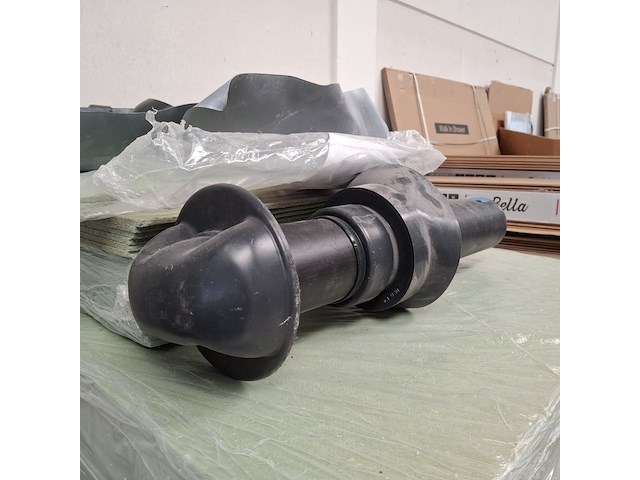 Assortiment bouwbenodigdheden - afbeelding 3 van  11