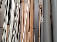 Assortiment bouwbenodigdheden - afbeelding 7 van  11