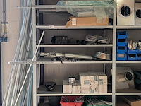 Assortiment bouwbenodigdheden - afbeelding 12 van  46