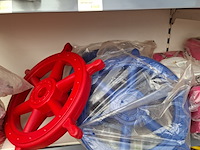 Assortiment buitenspeelgoed o.a. hermic - afbeelding 3 van  88