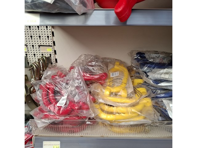 Assortiment buitenspeelgoed o.a. hermic - afbeelding 4 van  88