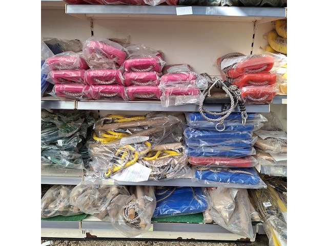 Assortiment buitenspeelgoed o.a. hermic - afbeelding 14 van  88