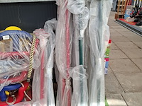 Assortiment buitenspeelgoed o.a. hermic - afbeelding 35 van  88