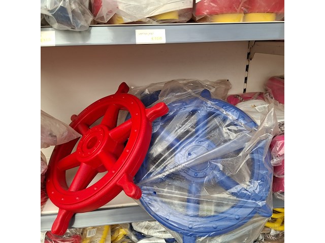 Assortiment buitenspeelgoed o.a. hermic - afbeelding 51 van  88