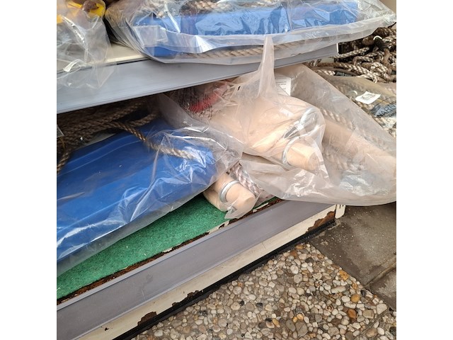 Assortiment buitenspeelgoed o.a. hermic - afbeelding 68 van  88