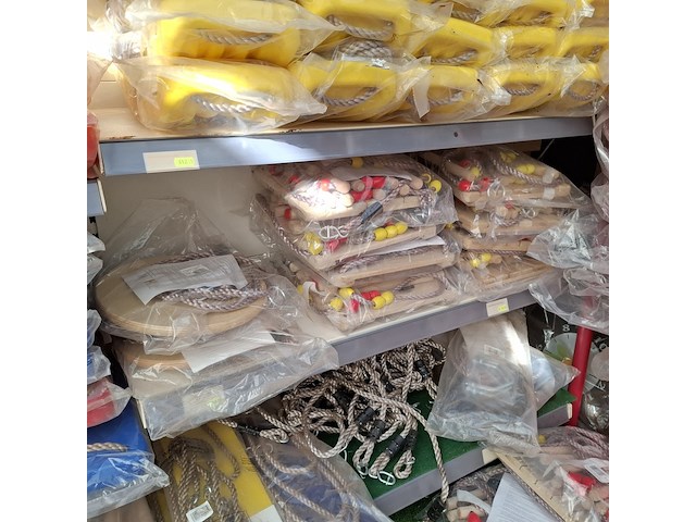 Assortiment buitenspeelgoed o.a. hermic - afbeelding 72 van  88