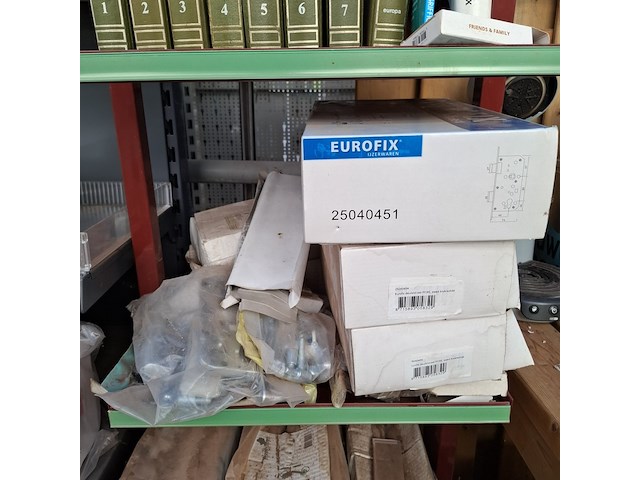 Assortiment deurbeslag o.a. hillhout - afbeelding 25 van  35