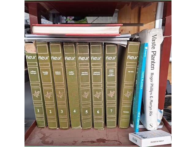 Assortiment deurbeslag o.a. hillhout - afbeelding 28 van  35