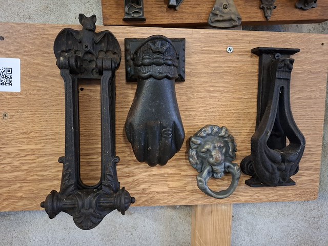 Assortiment deurkloppers - afbeelding 9 van  12