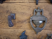 Assortiment deurkloppers - afbeelding 2 van  26