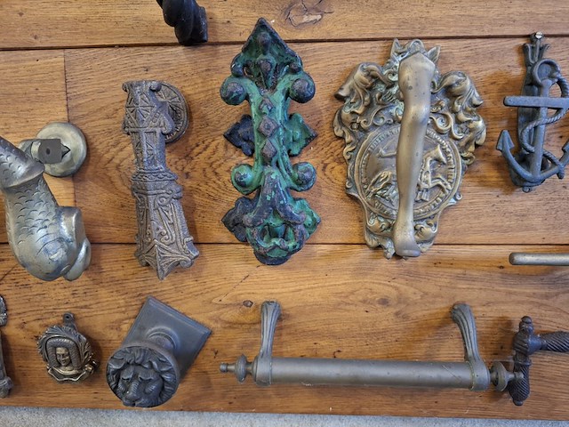 Assortiment deurkloppers - afbeelding 11 van  26