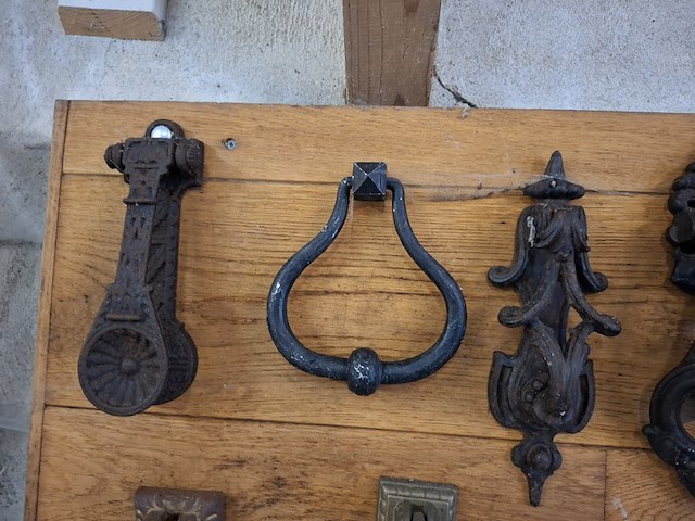 Assortiment deurkloppers - afbeelding 21 van  26