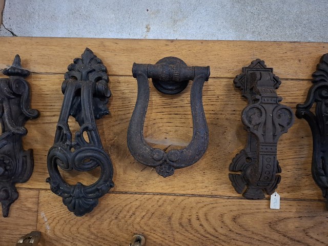 Assortiment deurkloppers - afbeelding 22 van  26