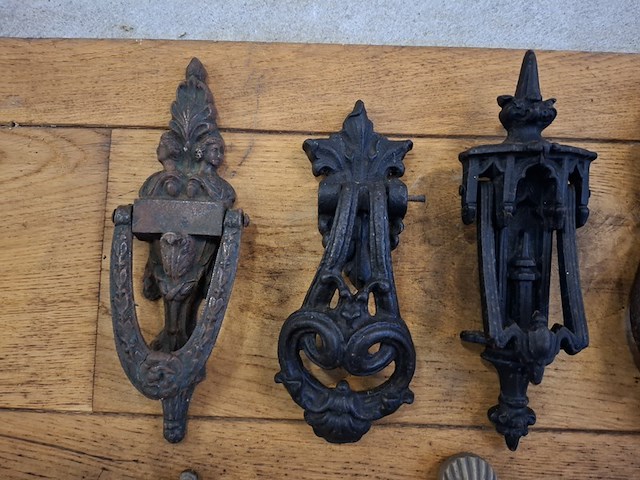 Assortiment deurkloppers - afbeelding 24 van  26