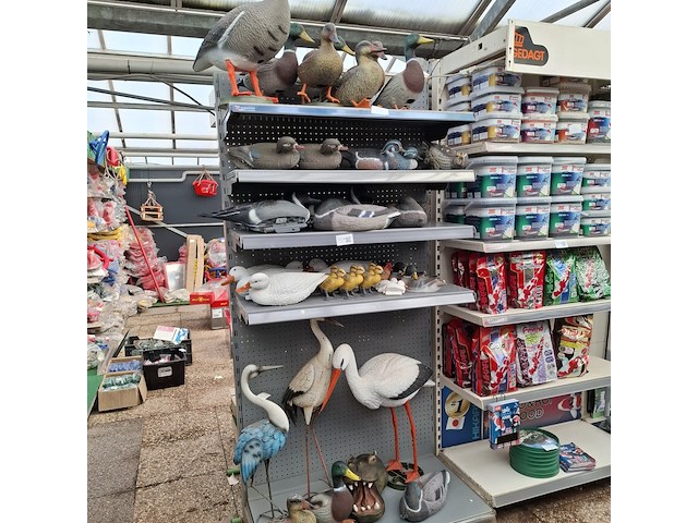 Assortiment dieren beelden o.a. ubbink - afbeelding 1 van  44