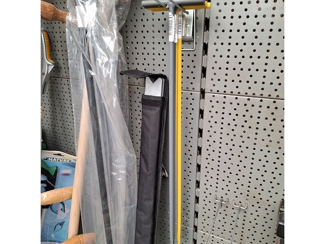 Assortiment divers gereedschap o.a. nature, orit - afbeelding 8 van  8