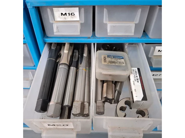 Assortiment engels en metrisch snijplaat toebehoren - afbeelding 8 van  33