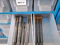 Assortiment engels en metrisch snijplaat toebehoren - afbeelding 14 van  33