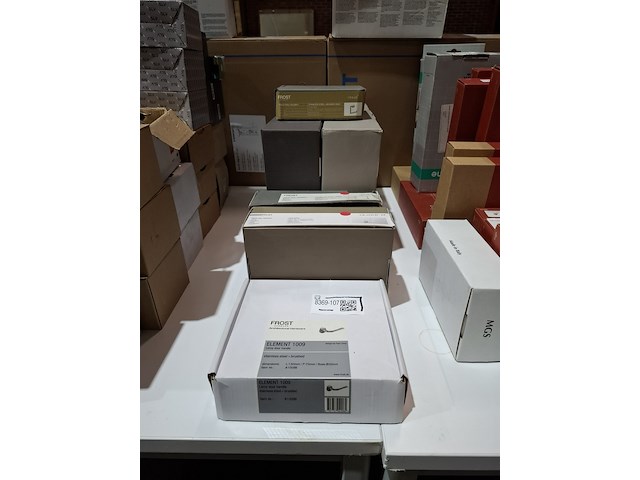 Assortiment frost-denemarken accessoires - afbeelding 1 van  16