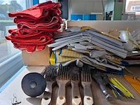 Assortiment gereedschap en toebehoren - afbeelding 23 van  24