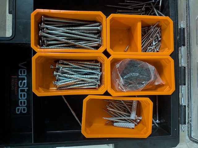 Assortiment gereedschap - afbeelding 5 van  24